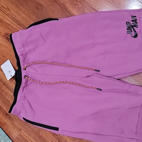 NWT Men's Jordan sweatpants - Picture 4 of 13